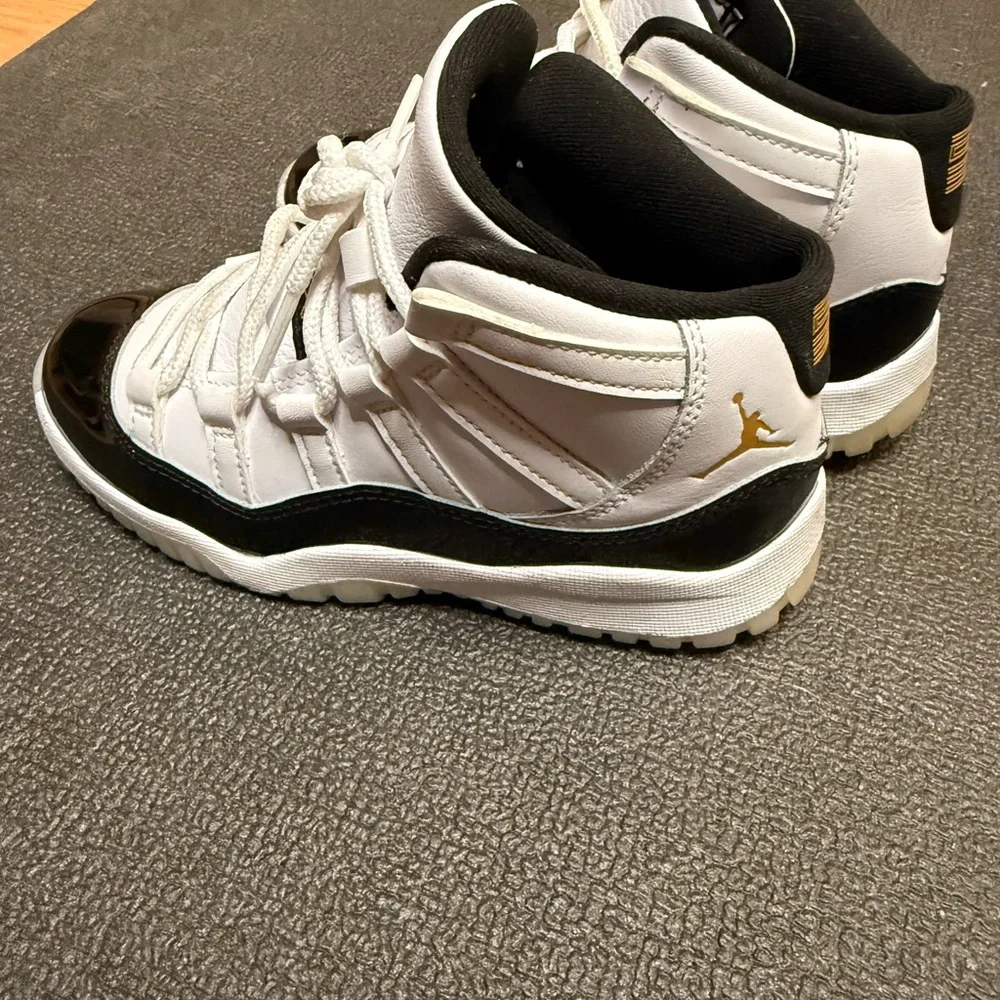 Jordan - Picture 1 of 6